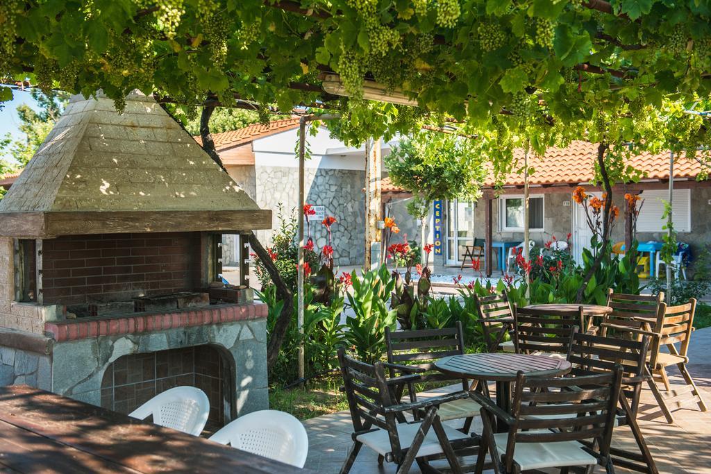 Santa Rosa Hotel & Beach Alexandroupoli Bagian luar foto